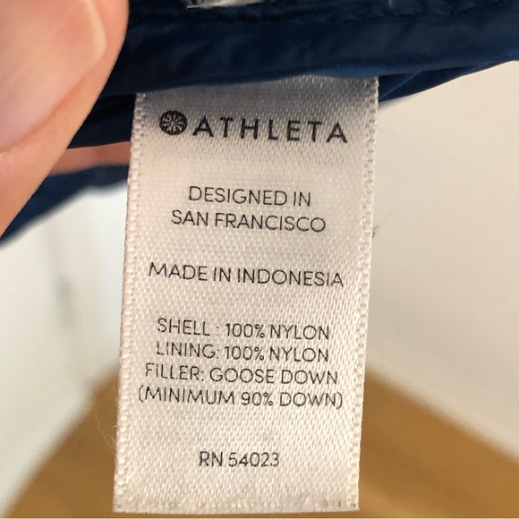 Athleta EUC Banner Peak Down Coat in peacock blue puffer jacket Fitted Sz XXS - Picture 12 of 16
